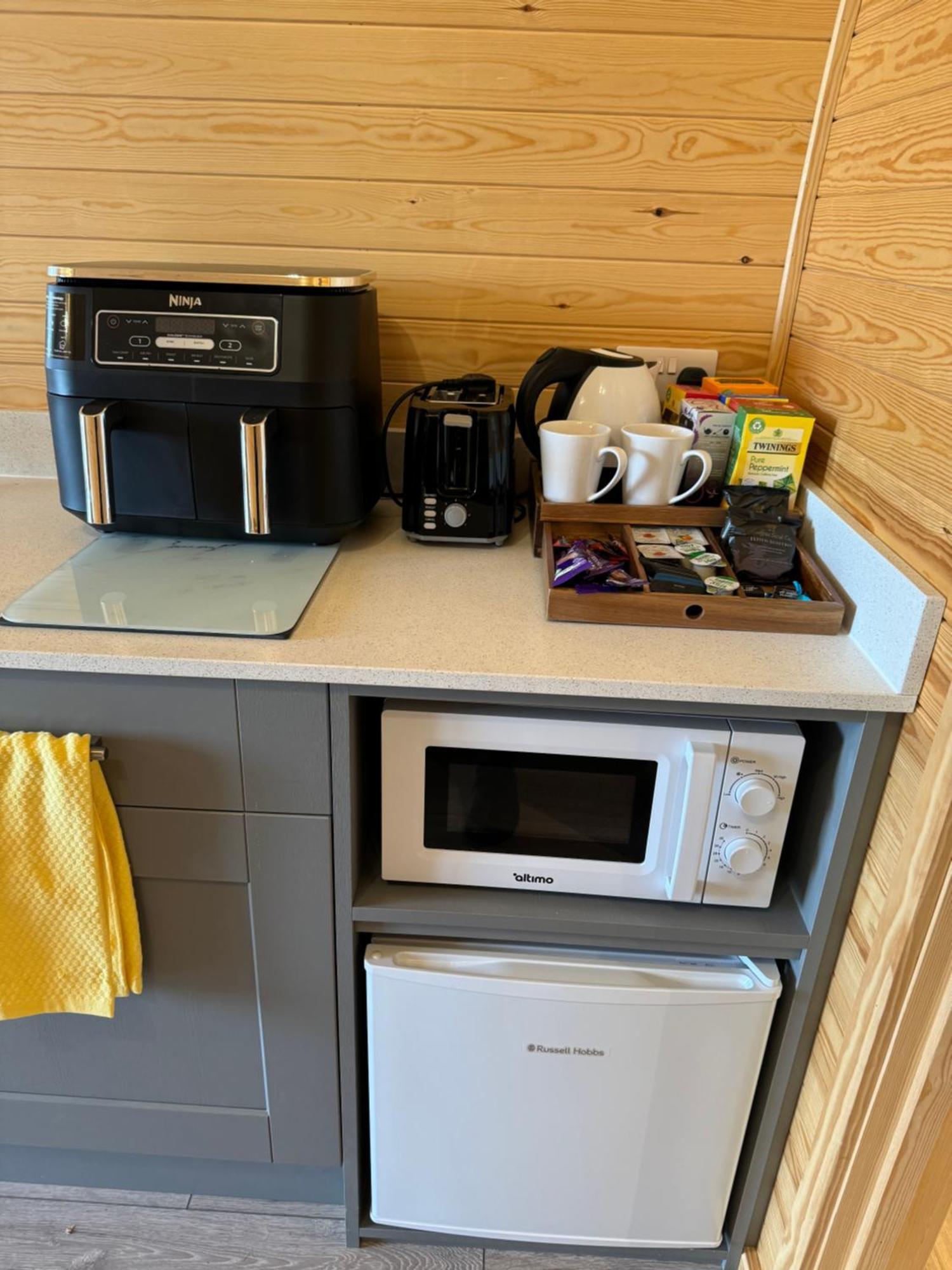 Hotel Ffrith Beach Glamping With Hot Tub Prestatyn Exteriér fotografie