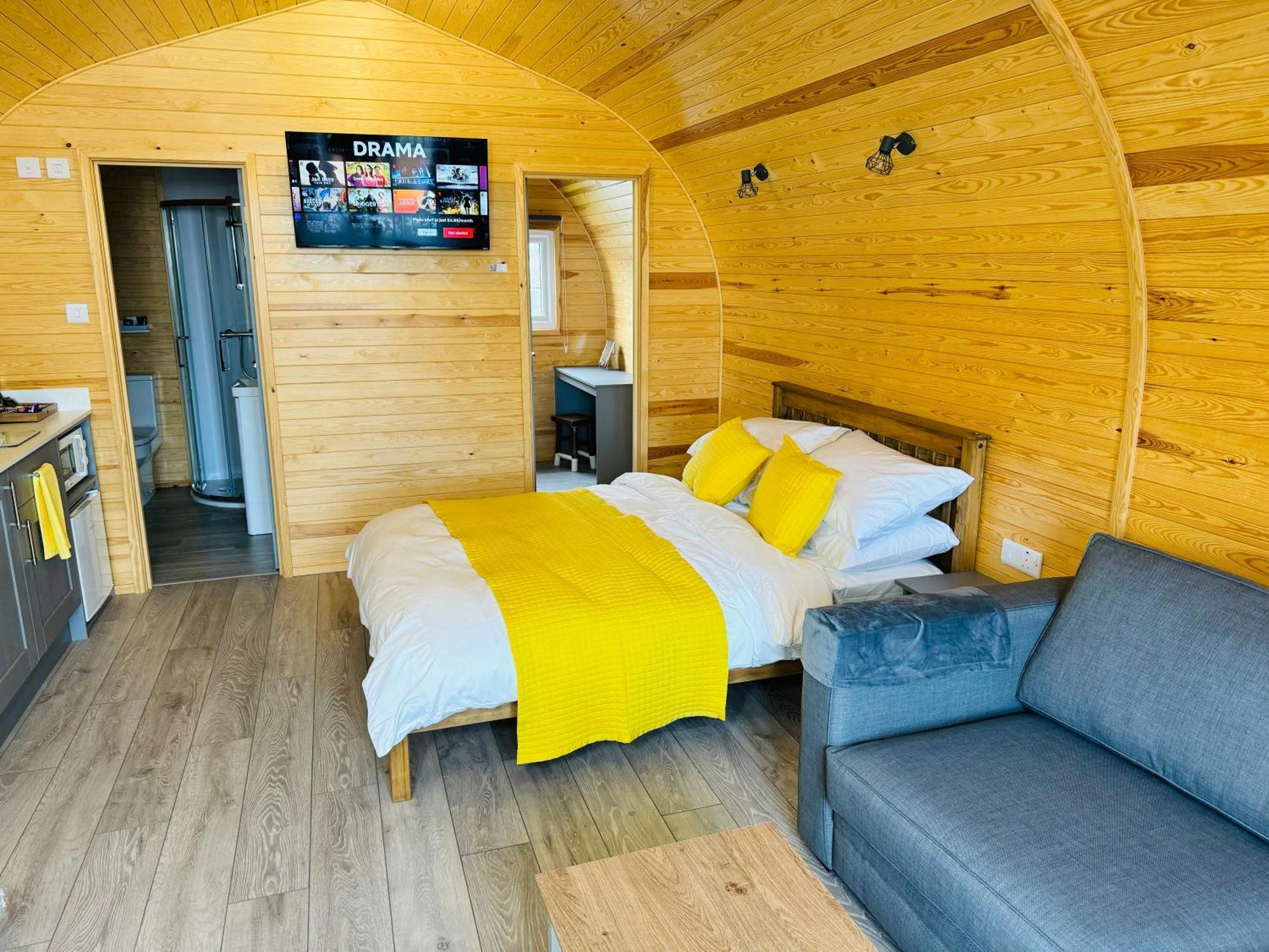 Hotel Ffrith Beach Glamping With Hot Tub Prestatyn Exteriér fotografie