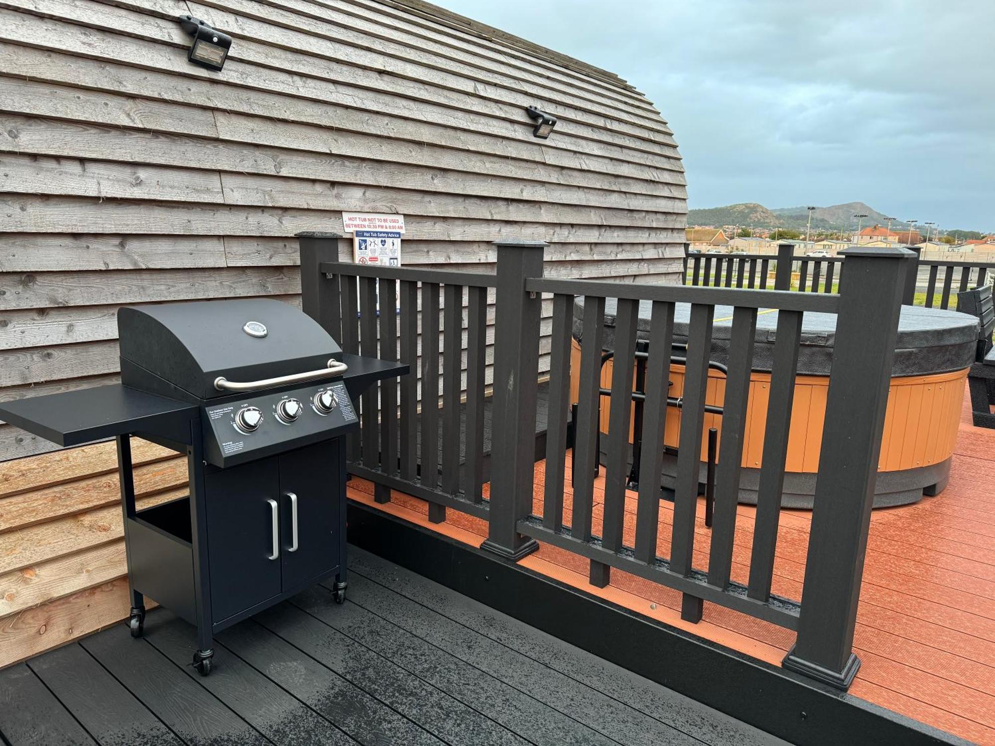 Hotel Ffrith Beach Glamping With Hot Tub Prestatyn Exteriér fotografie